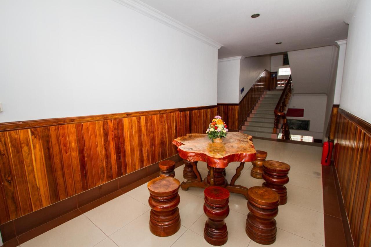 Botoum Hotel Sisophon Εξωτερικό φωτογραφία