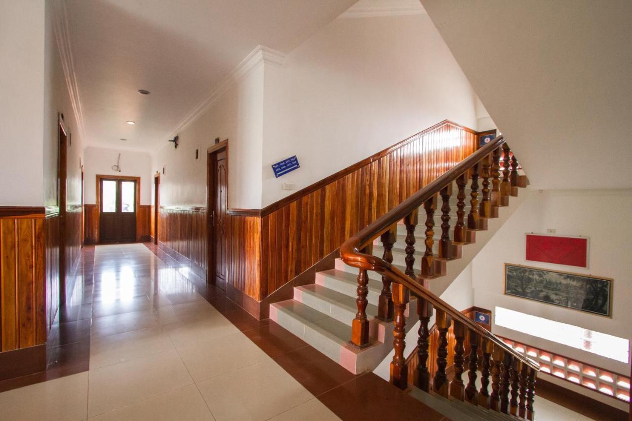 Botoum Hotel Sisophon Εξωτερικό φωτογραφία