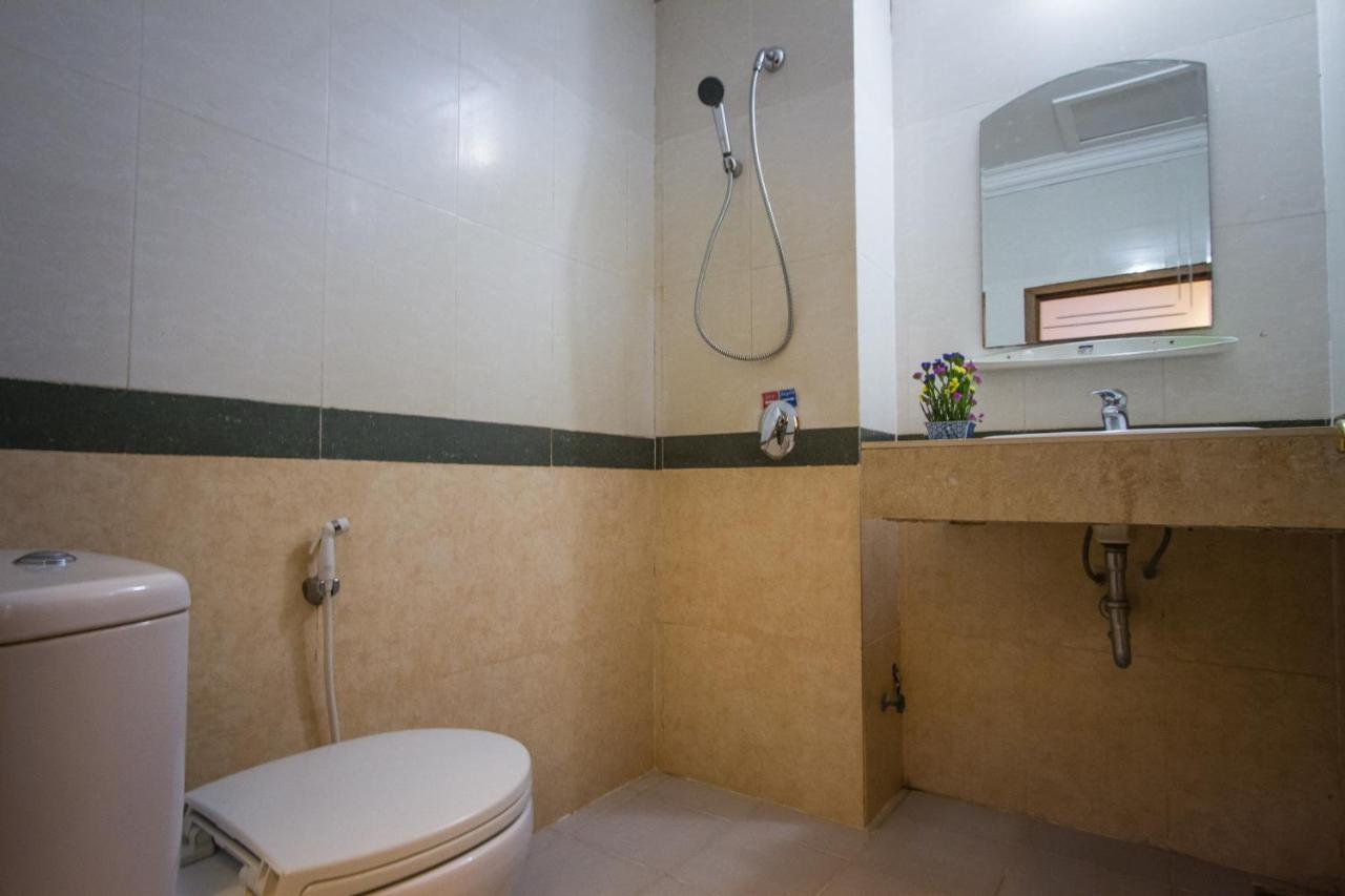 Botoum Hotel Sisophon Δωμάτιο φωτογραφία